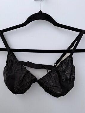 SKIMS Mesh Triangle Bralette Onyx Black Size L Like New